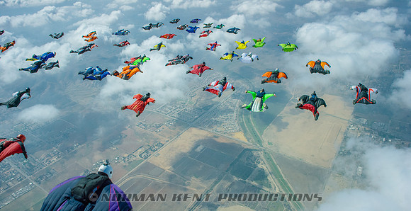 0144--NKP-Wingsuit Record 2015--58