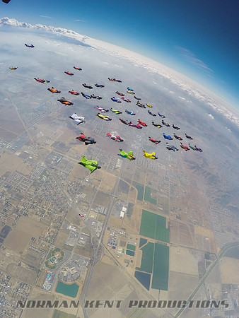 0156--NKP-Wingsuit Record 2015-0094734