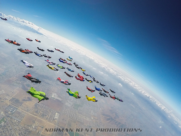0157--NKP-Wingsuit Record 2015-0094735