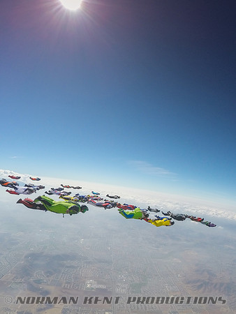 0158--NKP-Wingsuit Record 2015-0094736