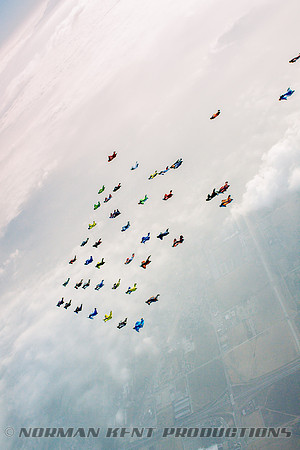 0167--NKP-Wingsuit Record 2015-8-2