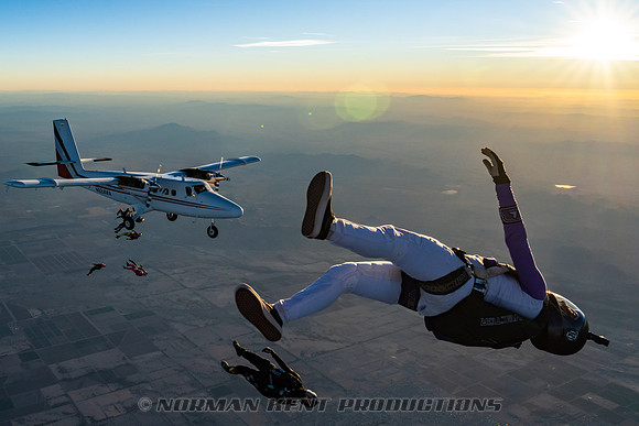 NKP-Project 19 Ladies Vertical Record by Norman Kent-NKP03157