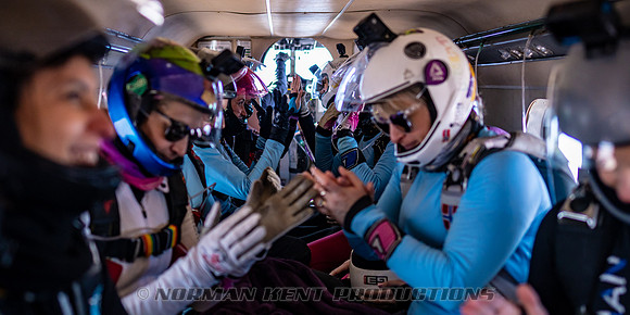 NKP-Project 19 Ladies Vertical Record by Norman Kent-NKP02304