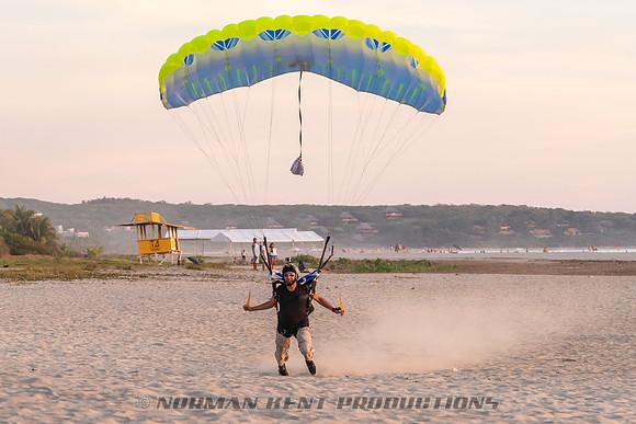 NKP-New Years Beach Boogie-Puerto Escondido 2018-2019 by Caroline Layne-02393