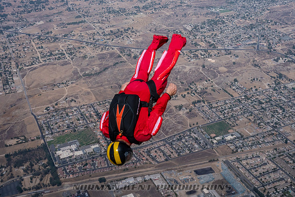 NKP-P3-Logos In Freefall 2018-03650