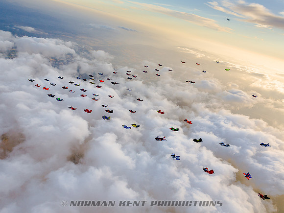 038-NKP-wingsuit record 71-2718