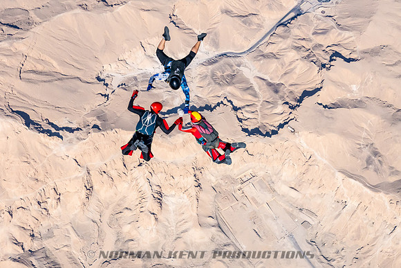 NKP-Spread The Wings Pyramid Boogie 2024-NKP01246