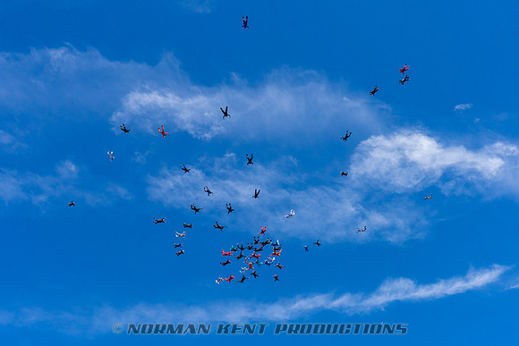 NKP-Heroes Skydiving NC State Sequential Records-NKP05412