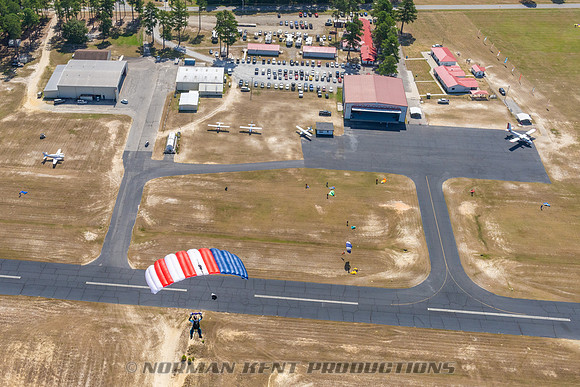 NKP-Heroes Skydiving NC State Sequential Records-NKP05443