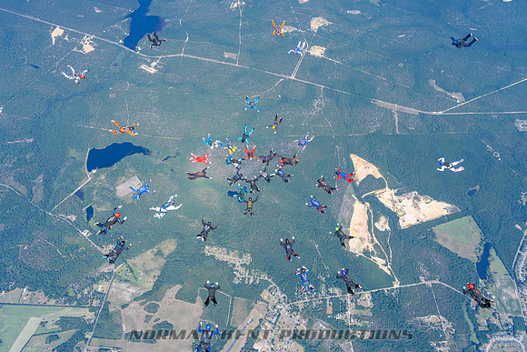 NKP-Heroes Skydiving NC State Sequential Records-NKP05479