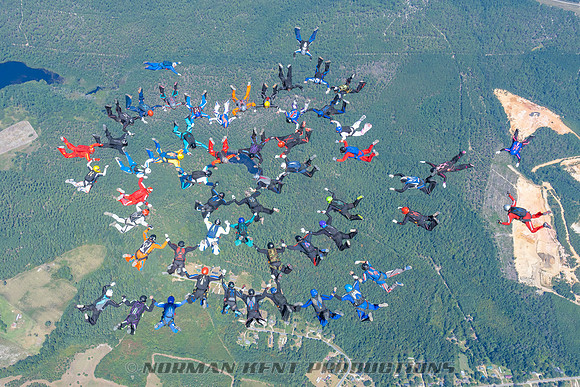 NKP-Heroes Skydiving NC State Sequential Records-NKP05492