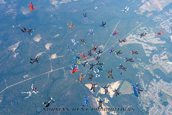 NKP-Heroes Skydiving NC State Sequential Records-NKP05671