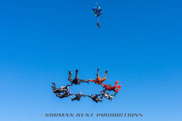 NKP-Heroes Skydiving NC State Sequential Records-NKP05755