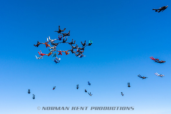 NKP-Heroes Skydiving NC State Sequential Records-NKP05856