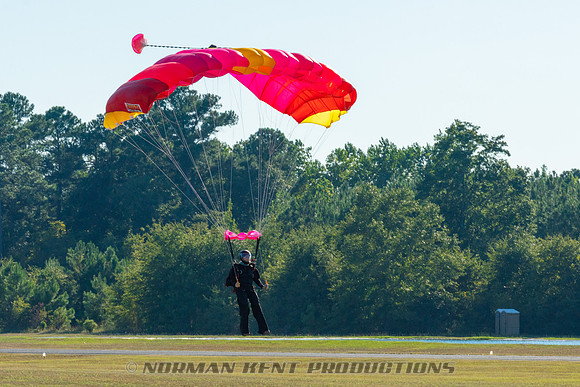 NKP-Heroes Skydiving NC State Sequential Records-NKP05943