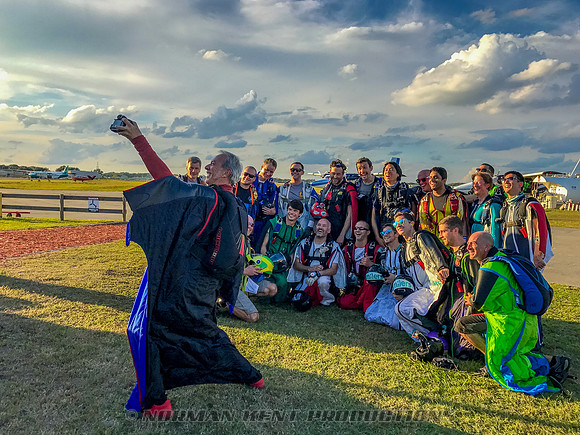 NKP-Wingsuit World Record 2018 by Rattana Suyayai-
