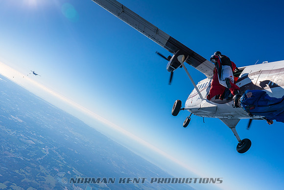 NKP-Wingsuit World Record 2018-00936