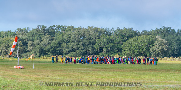 NKP-Wingsuit World Record 2018-01185