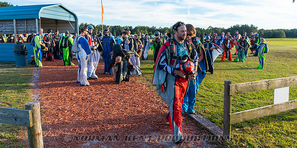 NKP-Wingsuit World Record 2018-01329-2