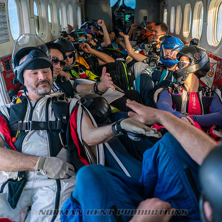 NKP-Wingsuit World Record 2018-01397-2