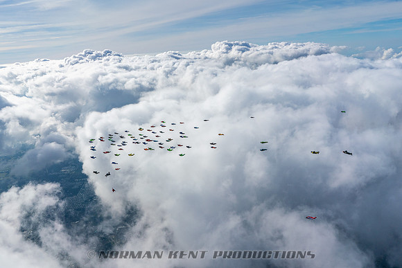 NKP-Wingsuit World Record 2018-01656-2