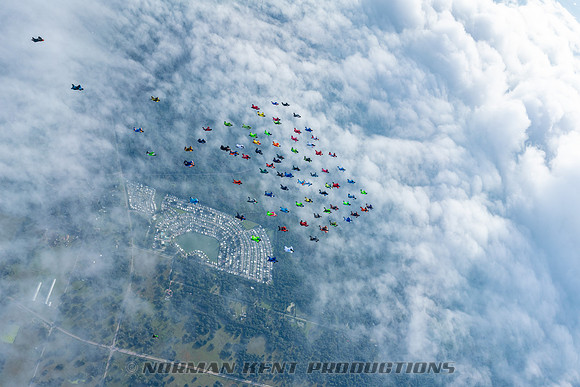 NKP-Wingsuit World Record 2018-01736