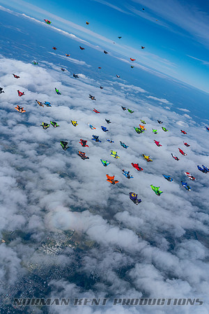 NKP-Wingsuit World Record 2018-01844