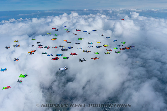 NKP-Wingsuit World Record 2018-01869