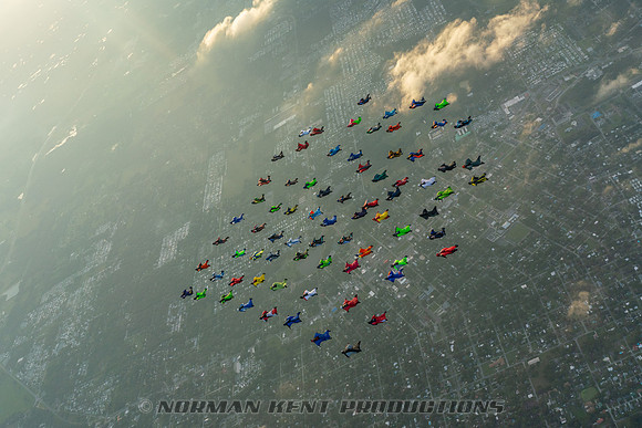 NKP-Wingsuit World Record 2018-02084