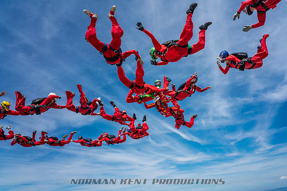 NKP-P3-Logos In Freefall 2018-03717