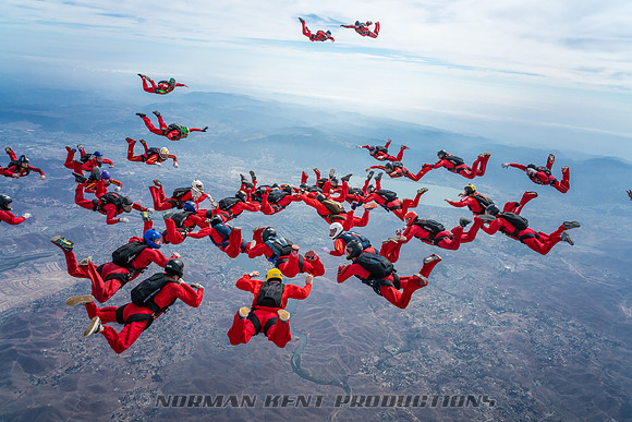 NKP-P3-Logos In Freefall 2018-09988