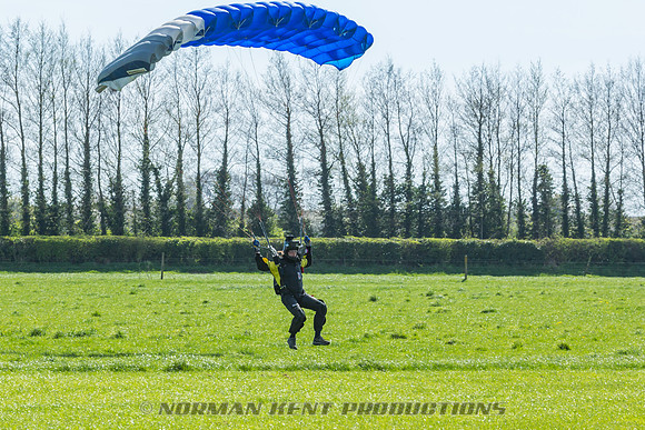 NKP-GoSkydive-NK-5576