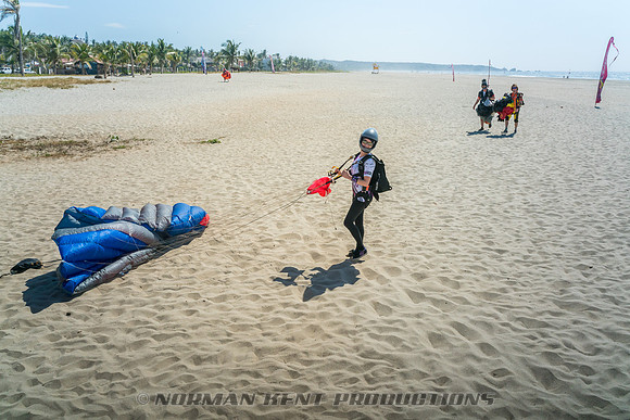 NKP-Puerto Escondido New Years Beach Boogie 2016-2017-09336
