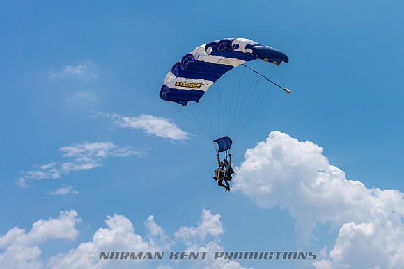 NKP-ETB Commercial-Colombia 04-2016-07255