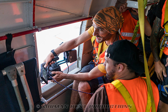 NKP-ETB Commercial-Colombia 04-2016-07267
