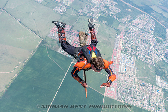 NKP-ETB Commercial-Colombia 04-2016-07210