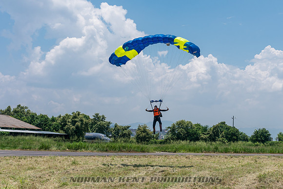 NKP-ETB Commercial-Colombia 04-2016-07227