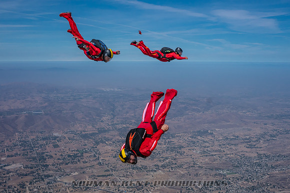 NKP-P3-Logos In Freefall 2018-03649