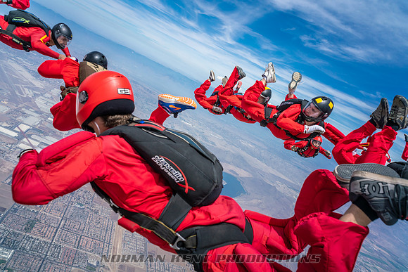 NKP-P3-Logos In Freefall 2018-03695