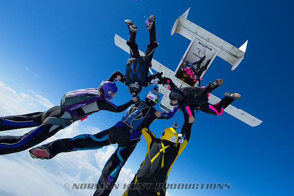 NKP-Jump For The Rose 2013-6680