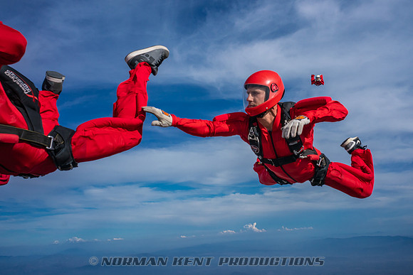 NKP-P3-Logos In Freefall 2018-00190