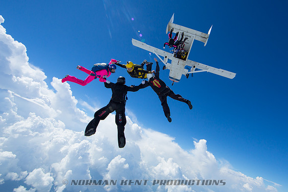 NKP-Jump For The Rose 2013-6782